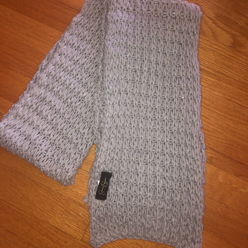 Jessica Simpson scarf